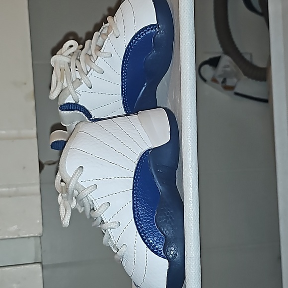 Nike Air Jordan Retro 12 Baby French Blue - Picture 2 of 8